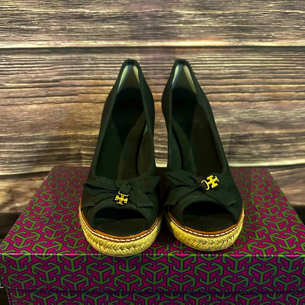 Black and Gold Peep Toe Wedges